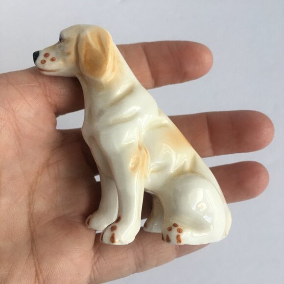 Vintage Dog Figurine Statue - White Standard or Mini Miniature Poodle - Picture 2 of 10